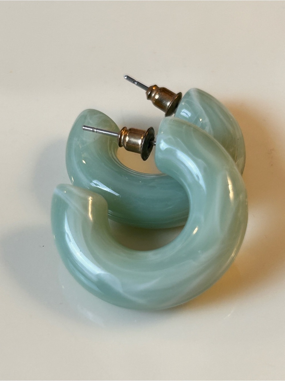💝2/20$ Jade-green resin hoop earrings, chunky, marble design